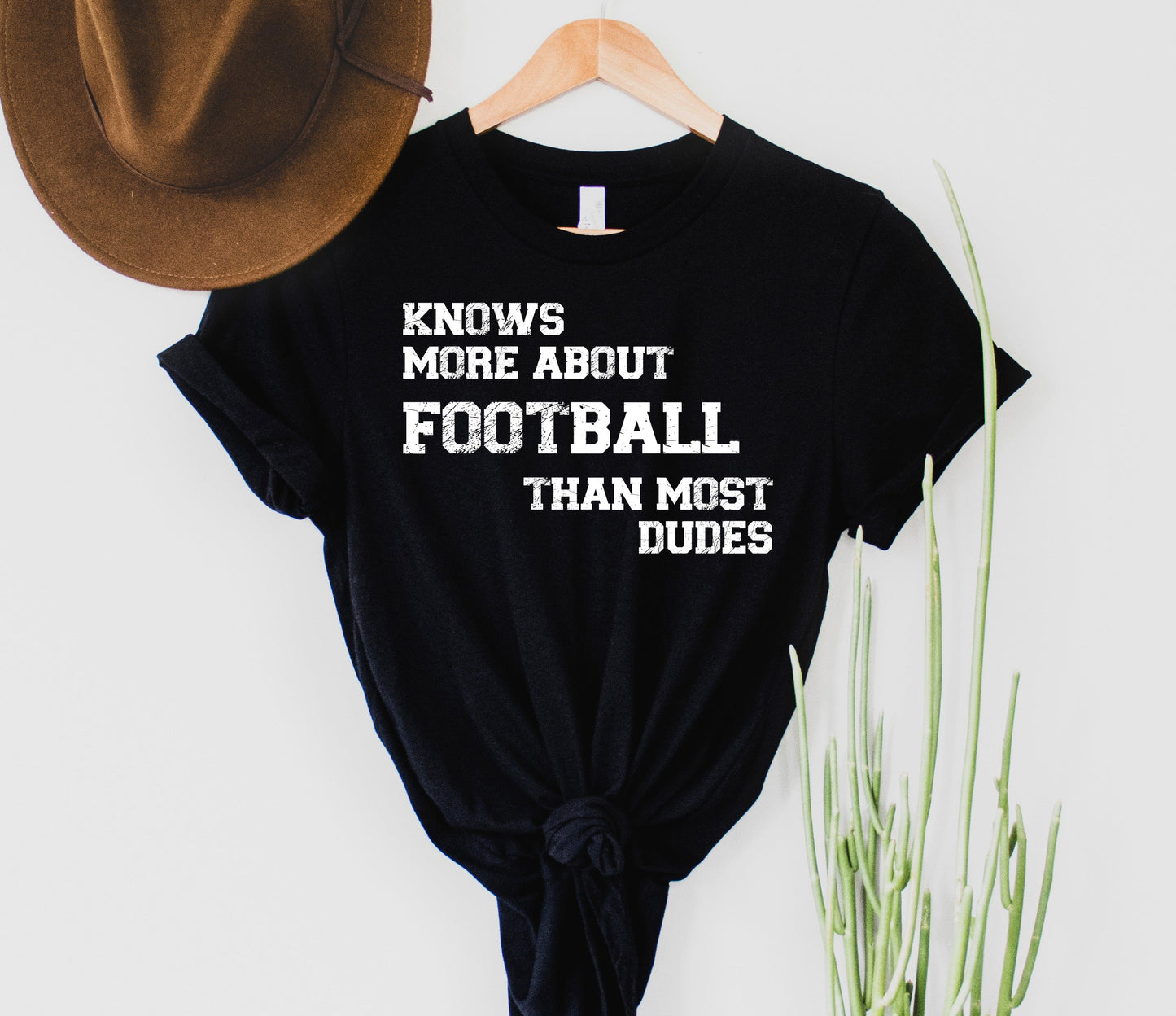 Knows more football Tshirt & Sweatshirt